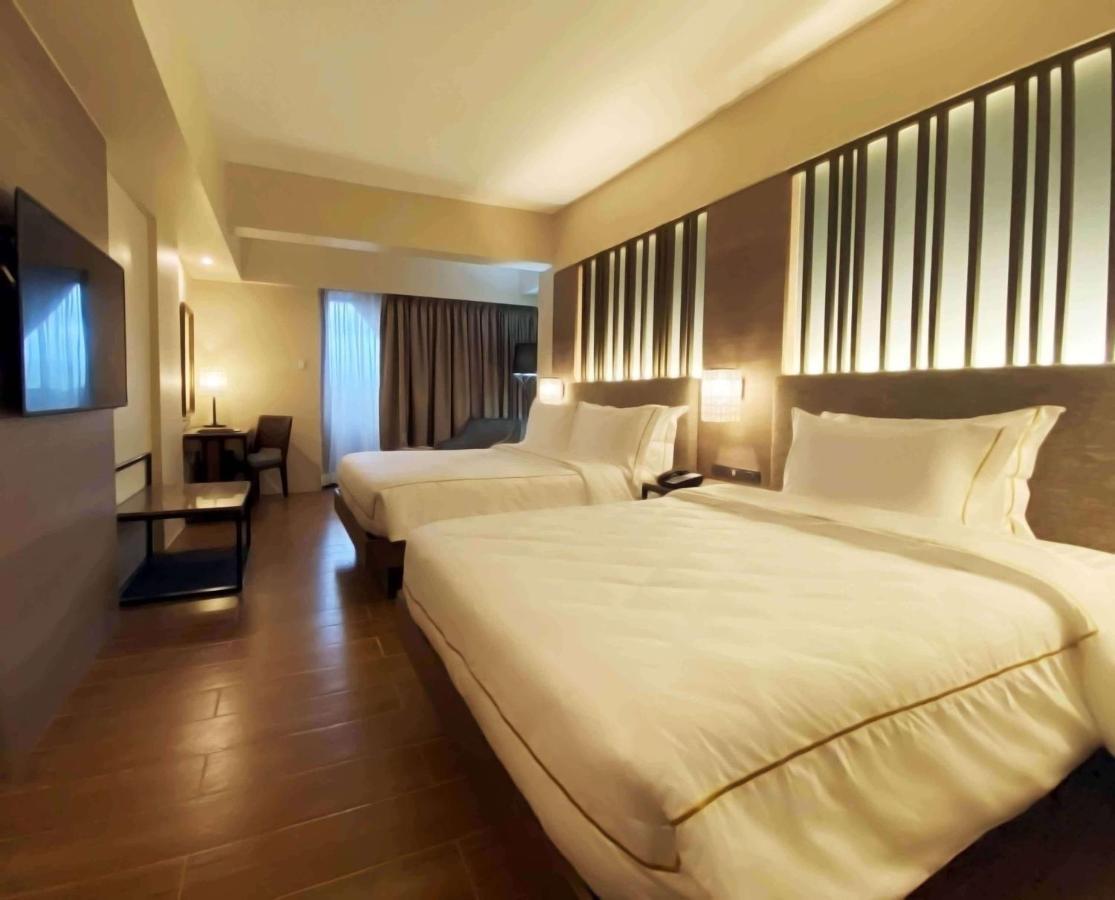 The Aurora Subic Hotel Managed By Hii Olongapo Exteriér fotografie