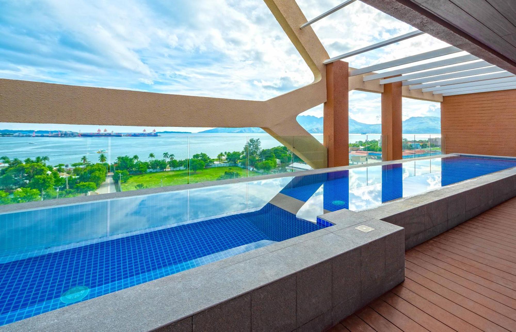 The Aurora Subic Hotel Managed By Hii Olongapo Exteriér fotografie